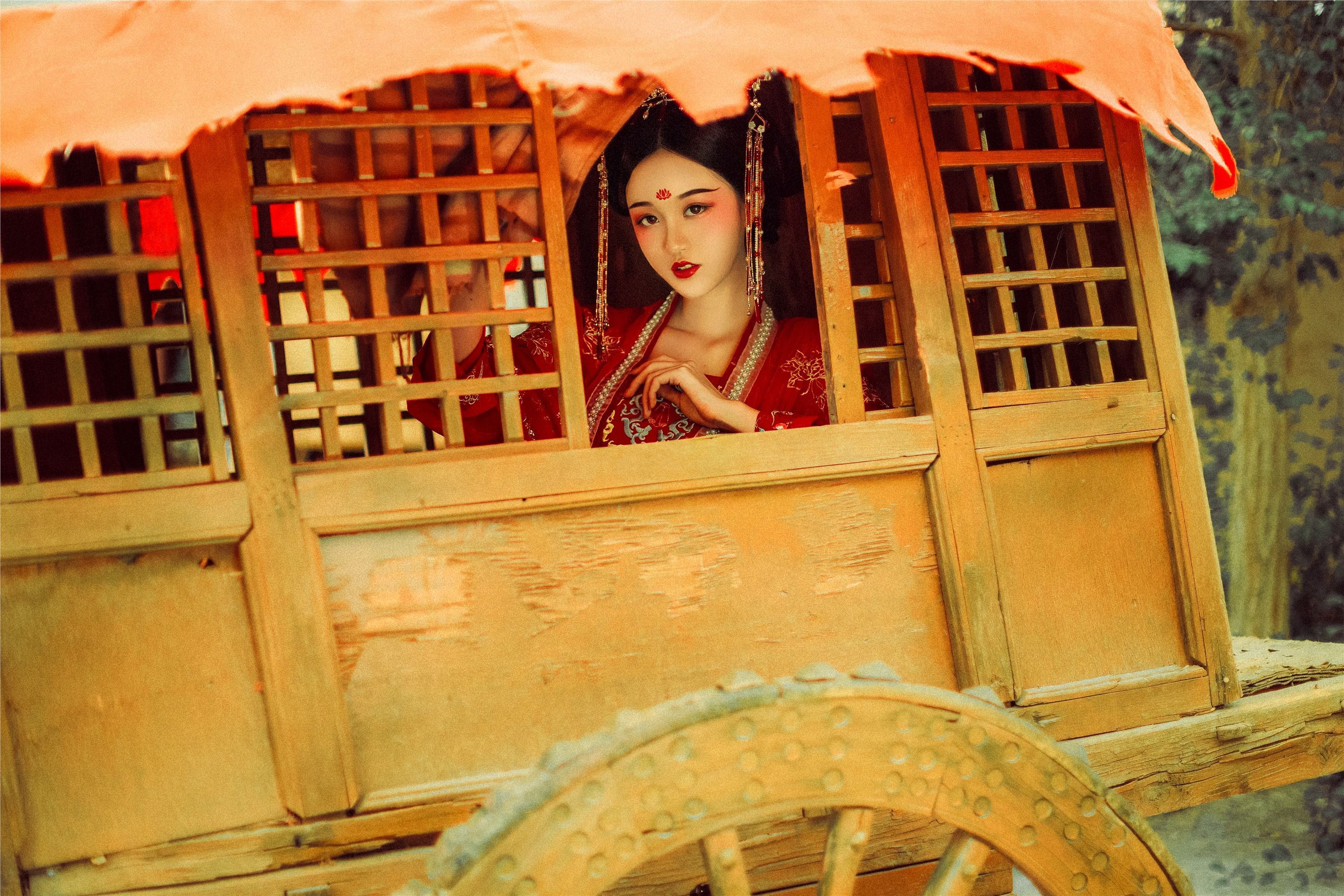 YITUYU艺图语 2021.08.23 梦千年 沧霁桔梗